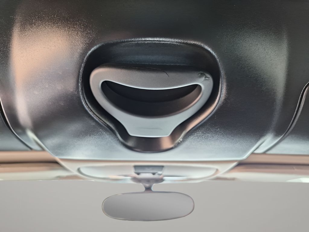 Used 2006 Blue Chrysler Limited image 28