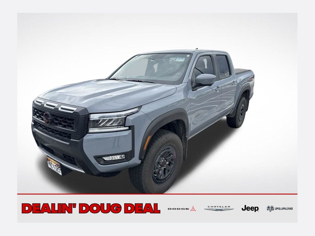 2025 Nissan Frontier PRO-4X Crew Cab 4WD