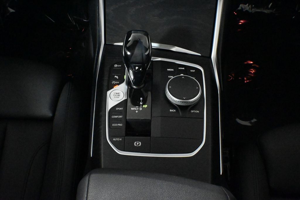 Thumbnail: 2021 BMW 4 Series - 25