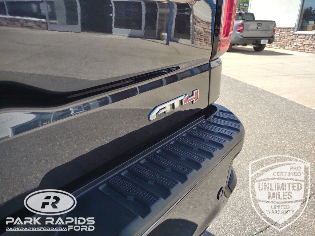2023 GMC Sierra 1500 AT4 photo