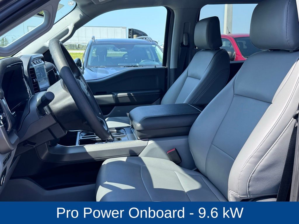 2024 Ford F-150 Lightning Pro