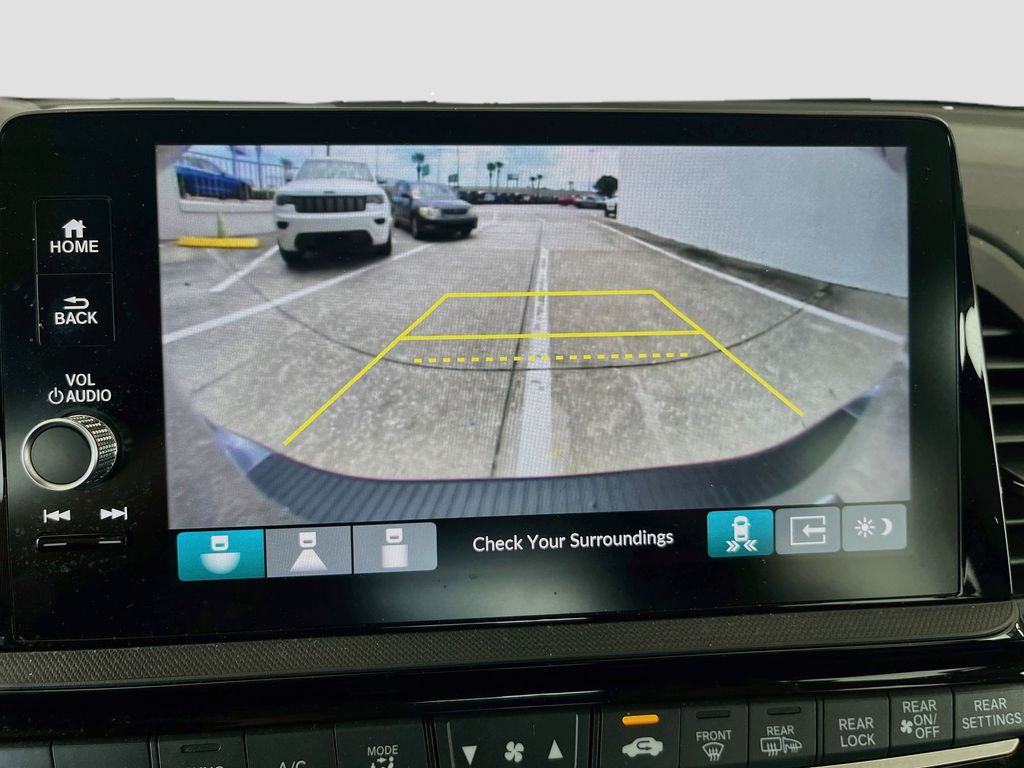 Used 2025 Gray Honda Touring image 14