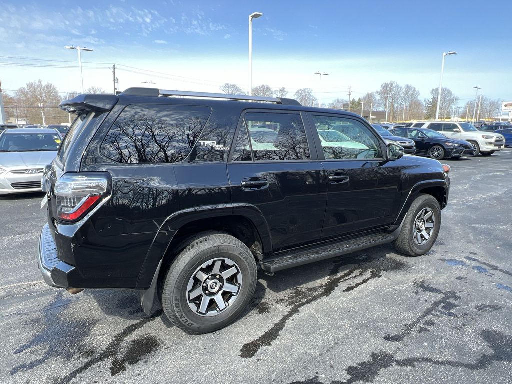 2018 Toyota 4Runner TRD Off Road 3