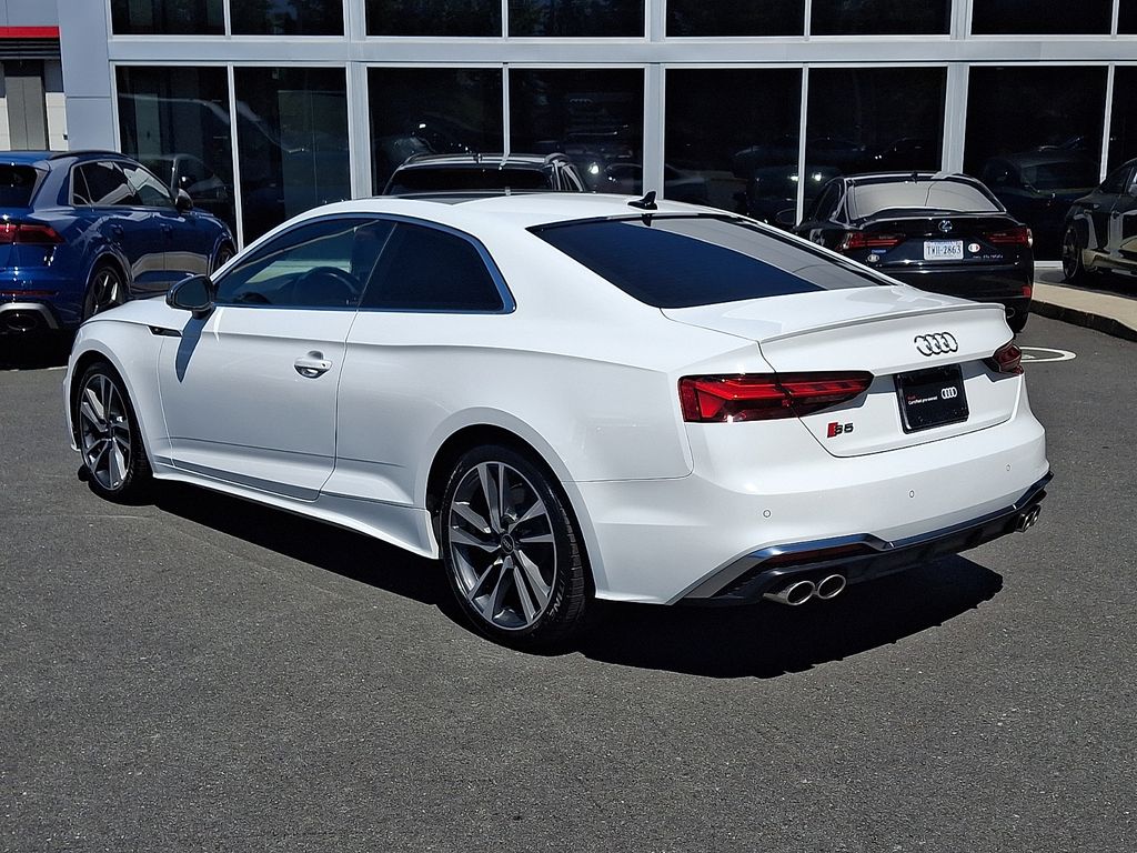Thumbnail: 2022 Audi S5 - 6
