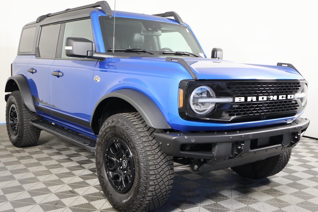 Thumbnail: 2022 Ford Bronco - 3