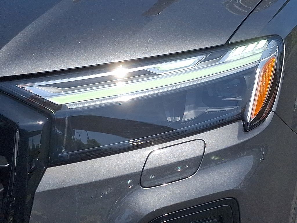 2025 Audi Q7  6
