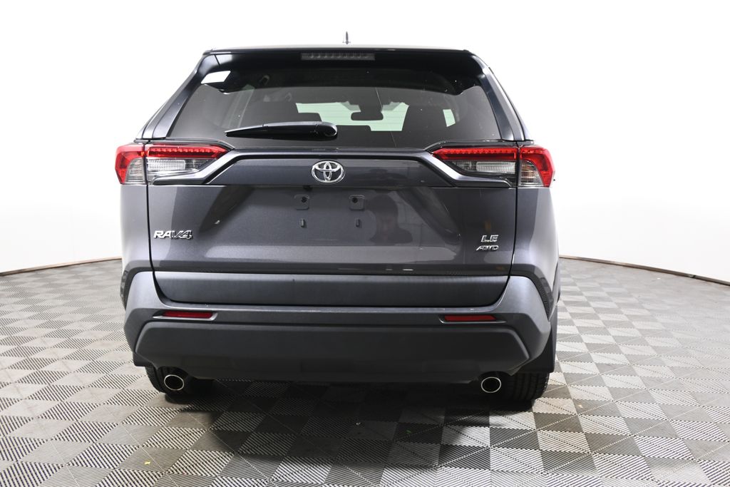 Thumbnail: 2022 Toyota RAV4 - 6