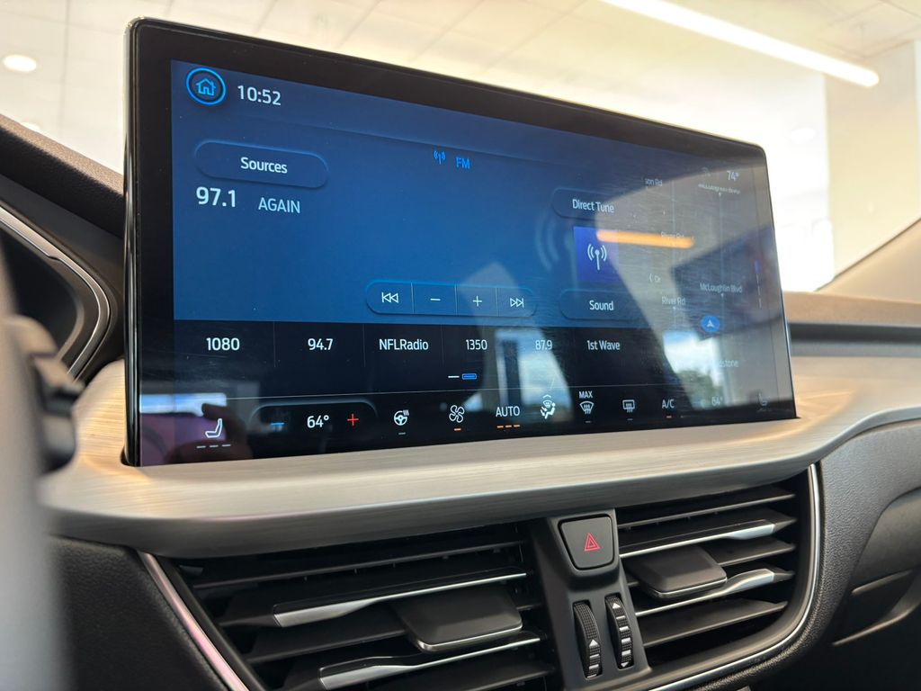 2025 Ford Escape Platinum