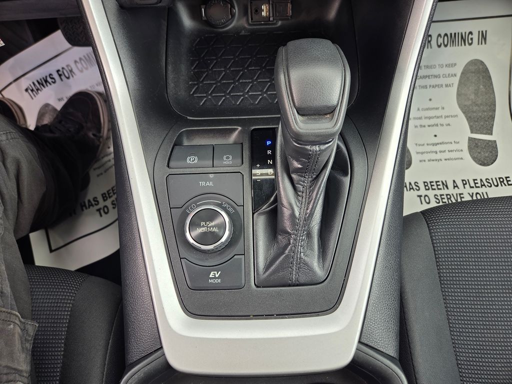 2019 Toyota RAV4 Hybrid LE