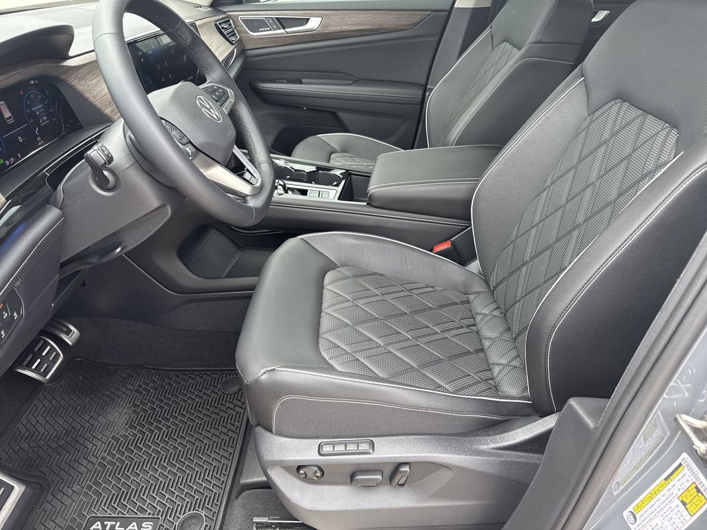 2026 Volkswagen Atlas 2.0T SEL Premium R-Line - 11