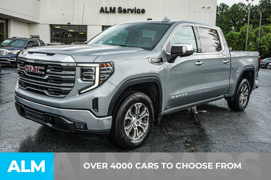 Used 2025 Silver GMC SLT image 2