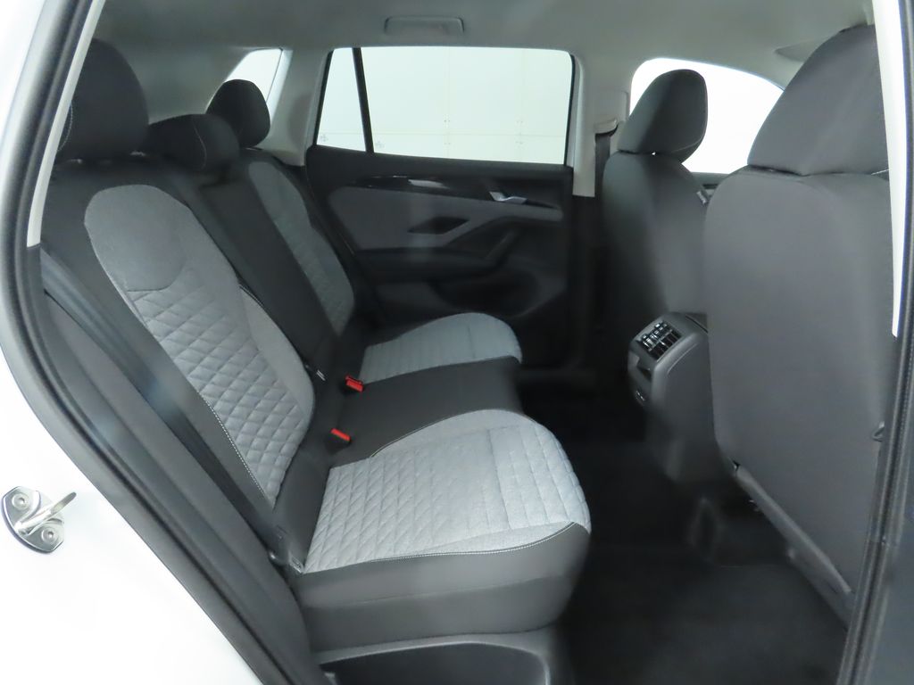 Thumbnail: 2026 Volkswagen Tiguan - 22