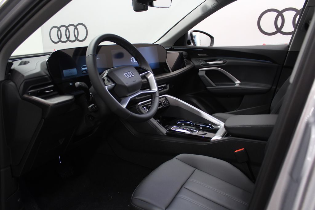 Thumbnail: 2026 Audi Q5 - 11