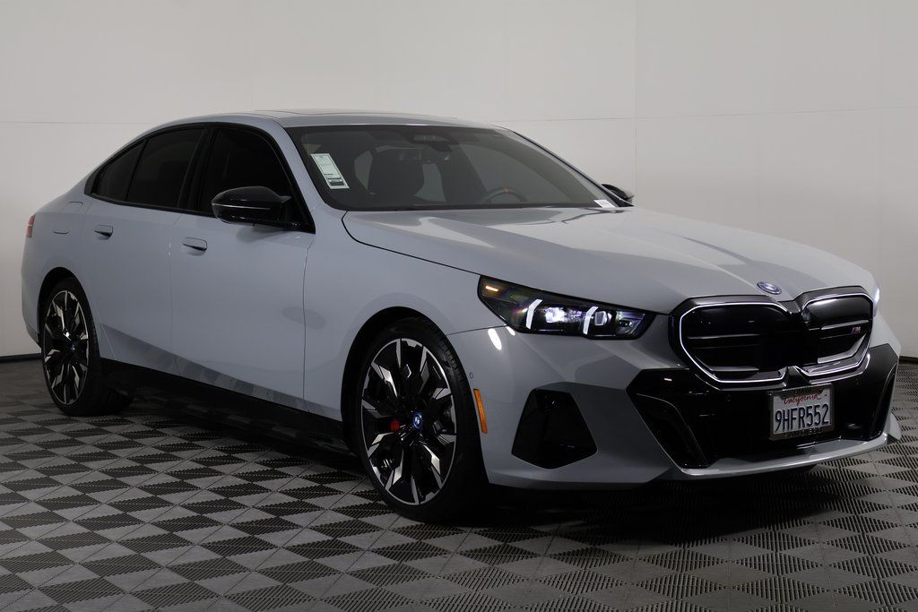 Thumbnail: 2024 BMW i5 - 3