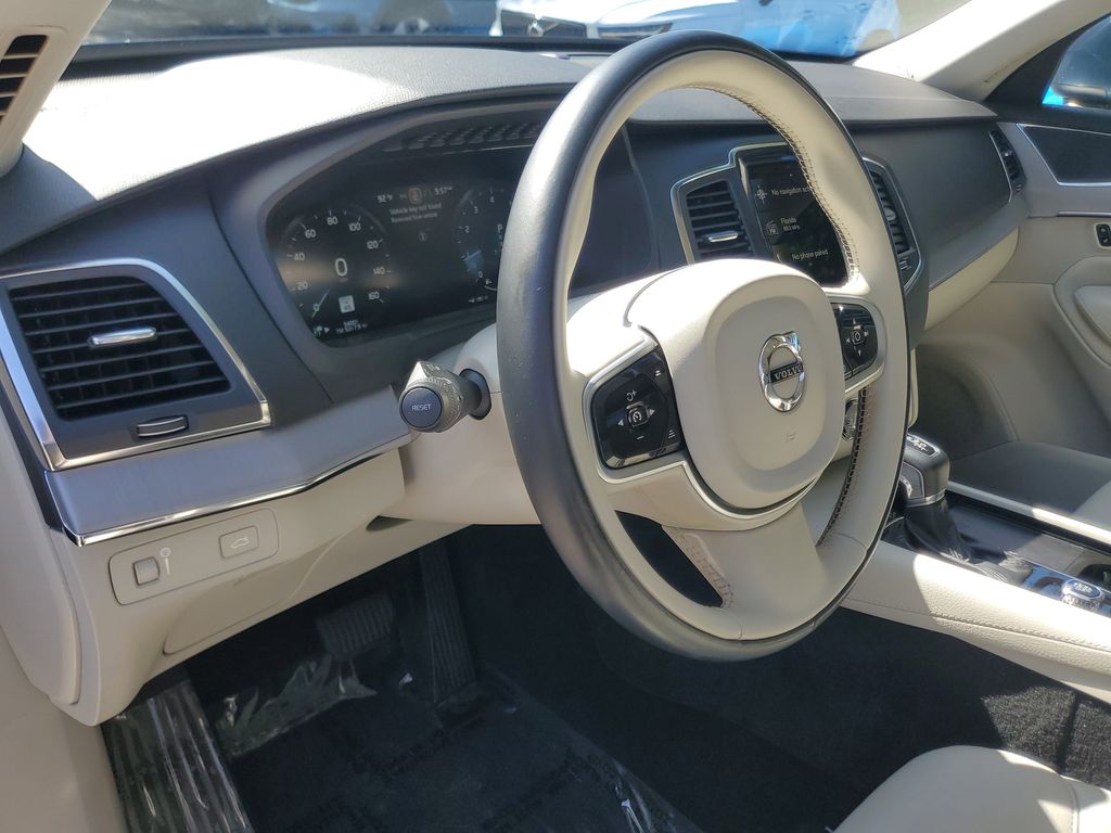 used 2021 Volvo XC90 car, priced at $24,995