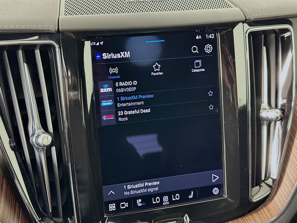 2022 Volvo XC60 B5 Inscription 15