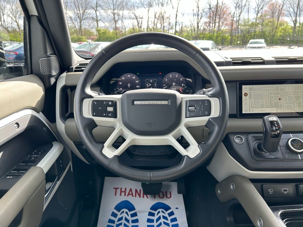 2024 Land Rover Defender 110 13