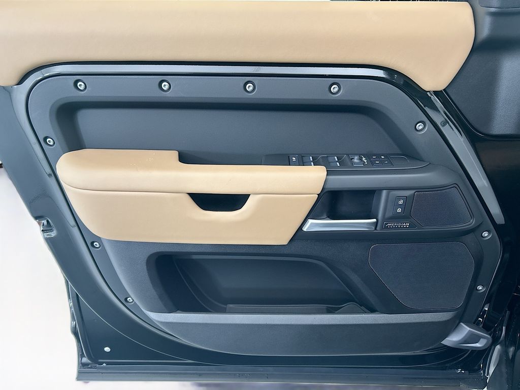 Thumbnail: 2026 Land Rover Defender - 23