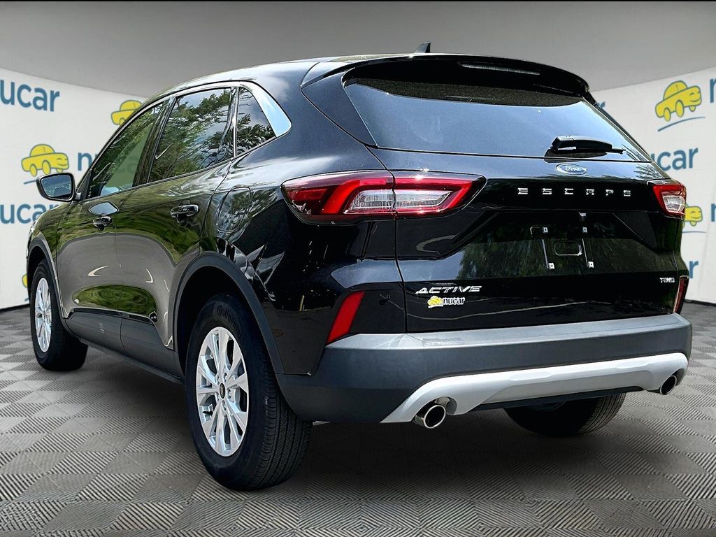 2023 Ford Escape — photo 5