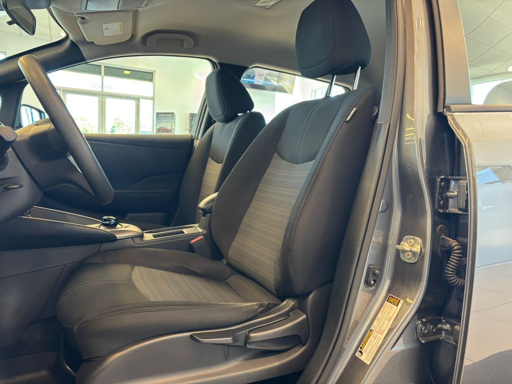 2023 Nissan Leaf S