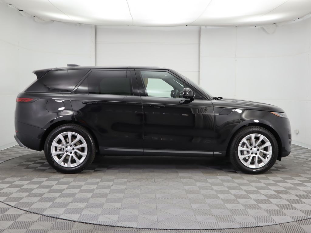 2024 Land Rover Range Rover Sport SE 4