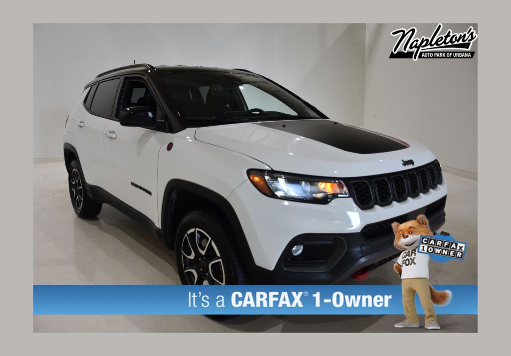 Bright White Clearcoat 2025 Jeep Compass SUV / Crossover Four-Wheel Drive 8-Speed Automatic