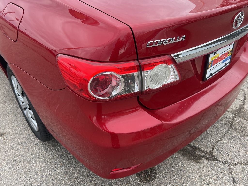 2013 Toyota Corolla L photo
