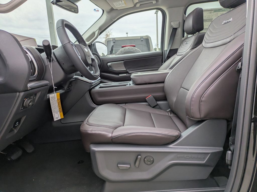 2025 Ford Expedition Platinum MAX