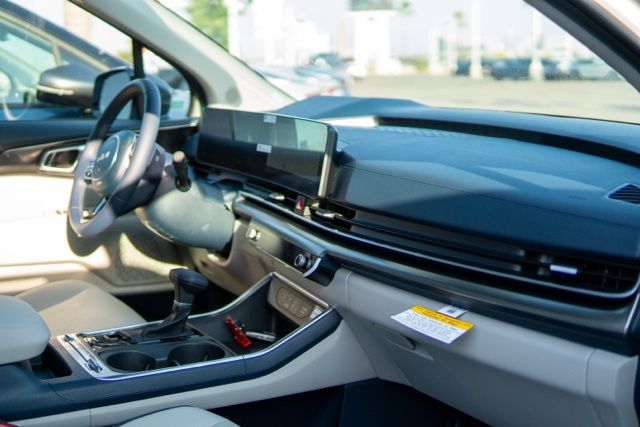 2026 Kia Carnival SX Prestige - Photo 13