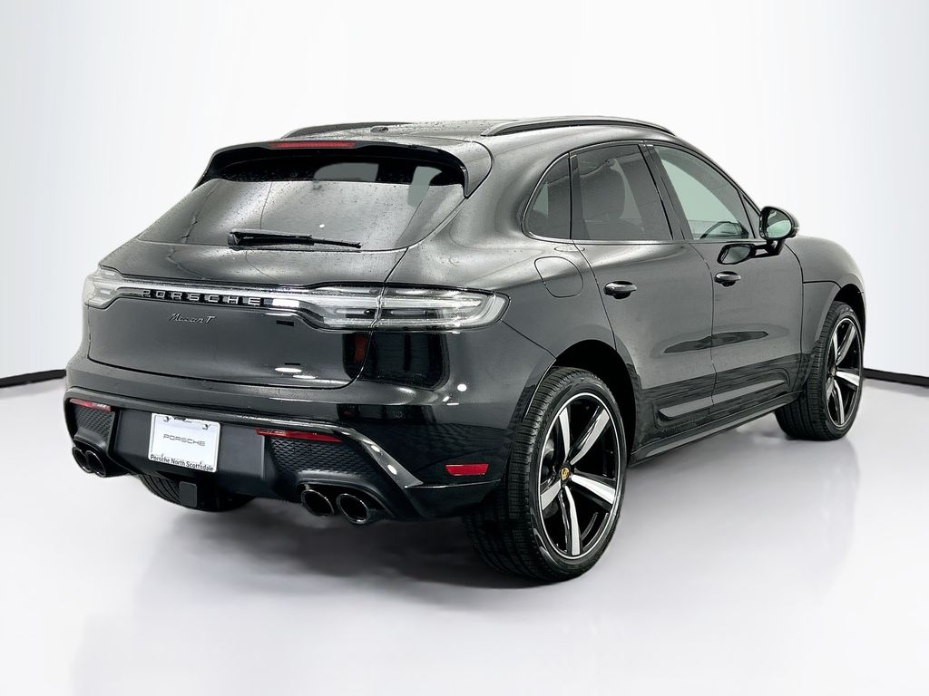 Thumbnail: 2026 Porsche Macan - 7