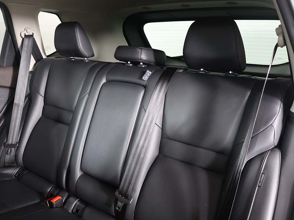 Used 2023 Black Nissan SL image 36
