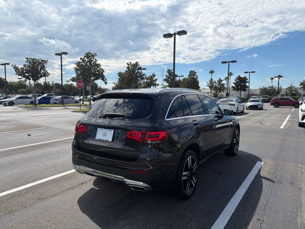 Thumbnail: 2020 Mercedes-Benz GLC - 6