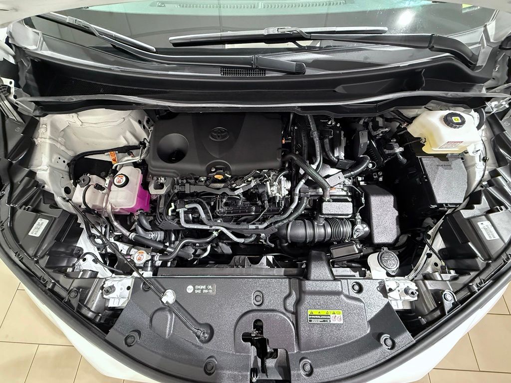 Thumbnail: 2025 Toyota Sienna - 10