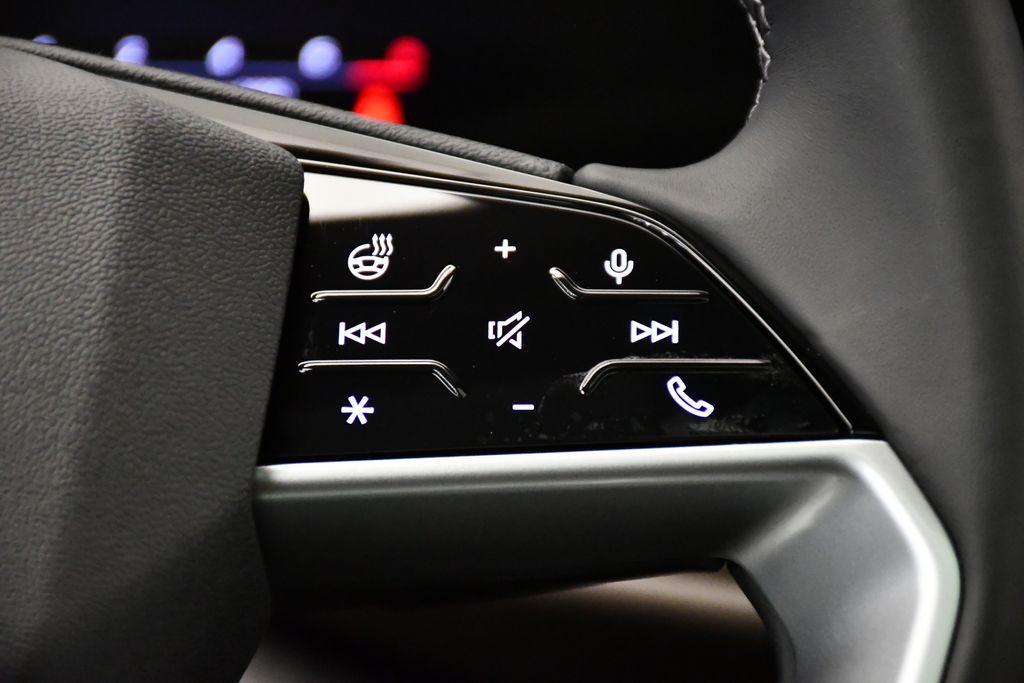 Thumbnail: 2025 Audi Q5 - 23