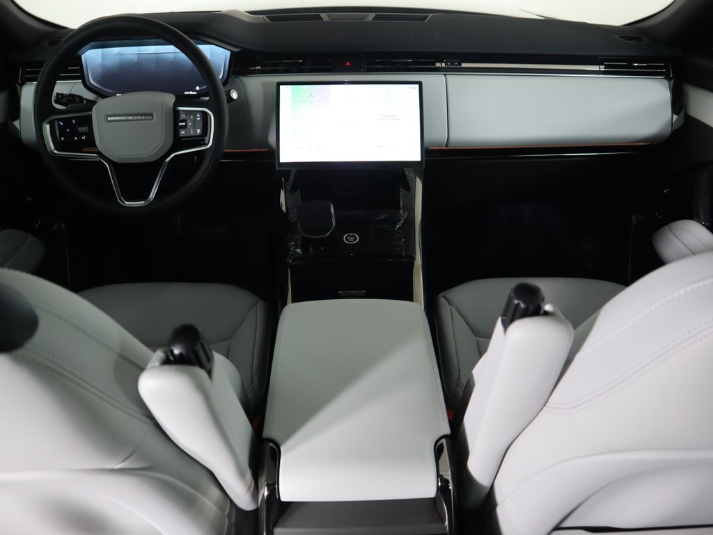 Thumbnail: 2025 Land Rover Range Rover Sport - 14
