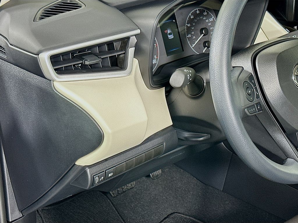 Thumbnail: 2025 Toyota Corolla - 10