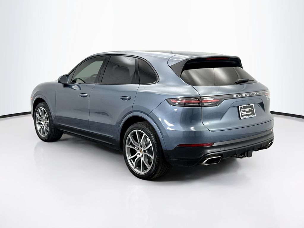 Thumbnail: 2019 Porsche Cayenne - 3