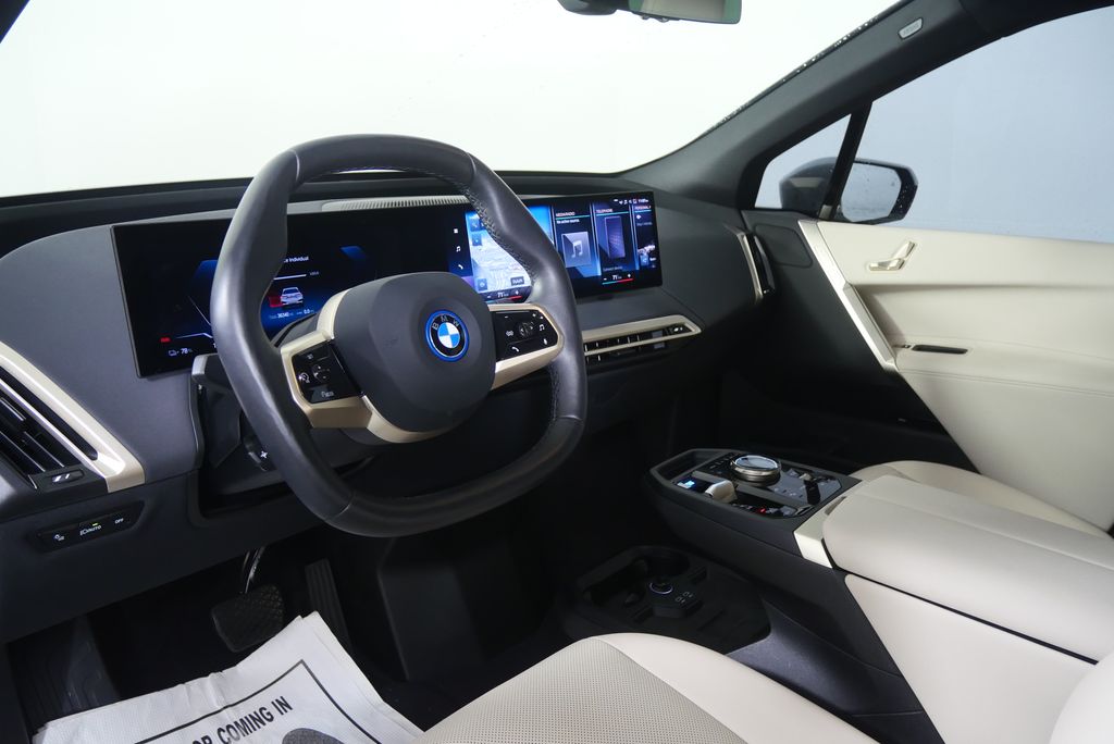 Thumbnail: 2023 BMW iX - 12