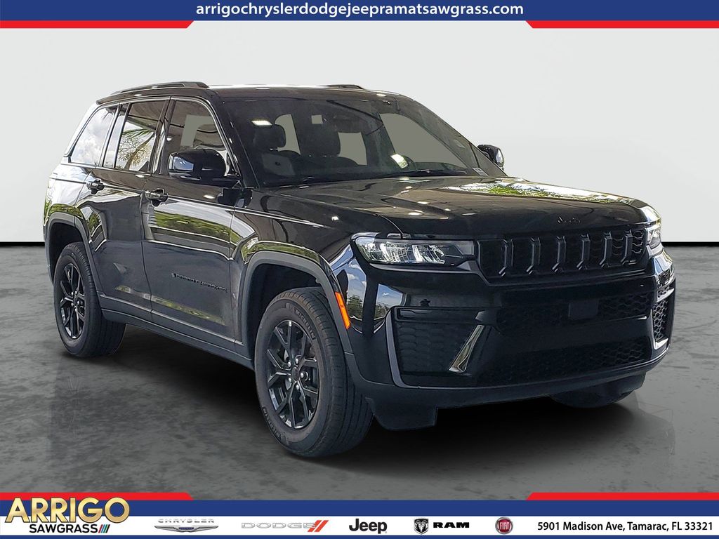 2026 Jeep Grand Cherokee Laredo