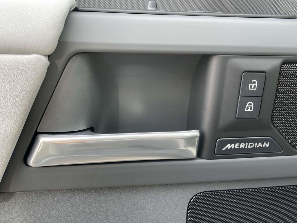 New 2026 Gray Land Rover S image 33