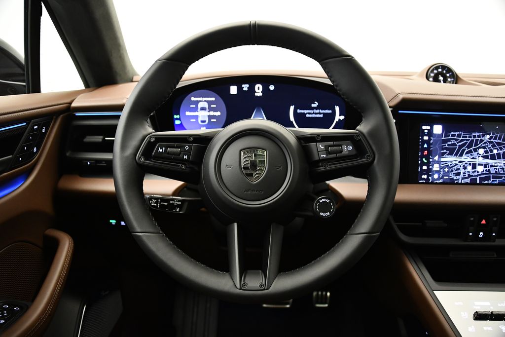 Thumbnail: 2025 Porsche Macan - 24