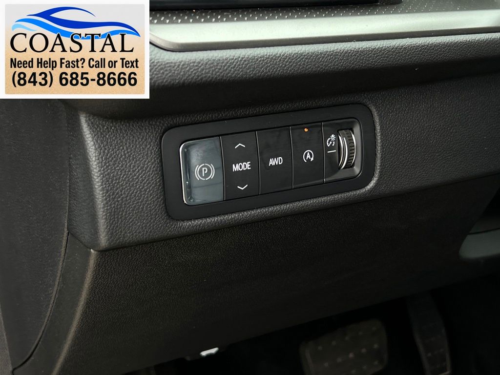 2025 Chevrolet Traverse LT Black at Bob Mills Chevrolet
