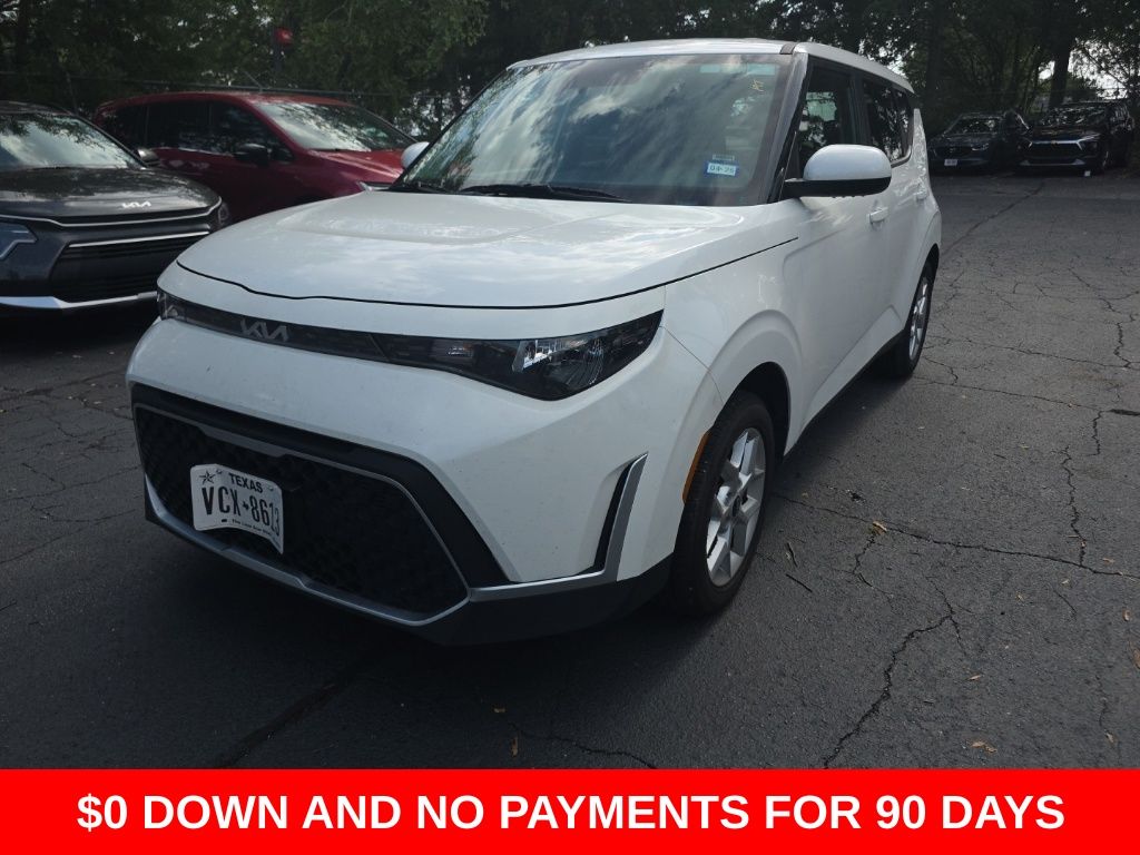 Snow White Pearl 2024 Kia Soul SUV / Crossover Front-Wheel Drive Continuously Variable Transmission
