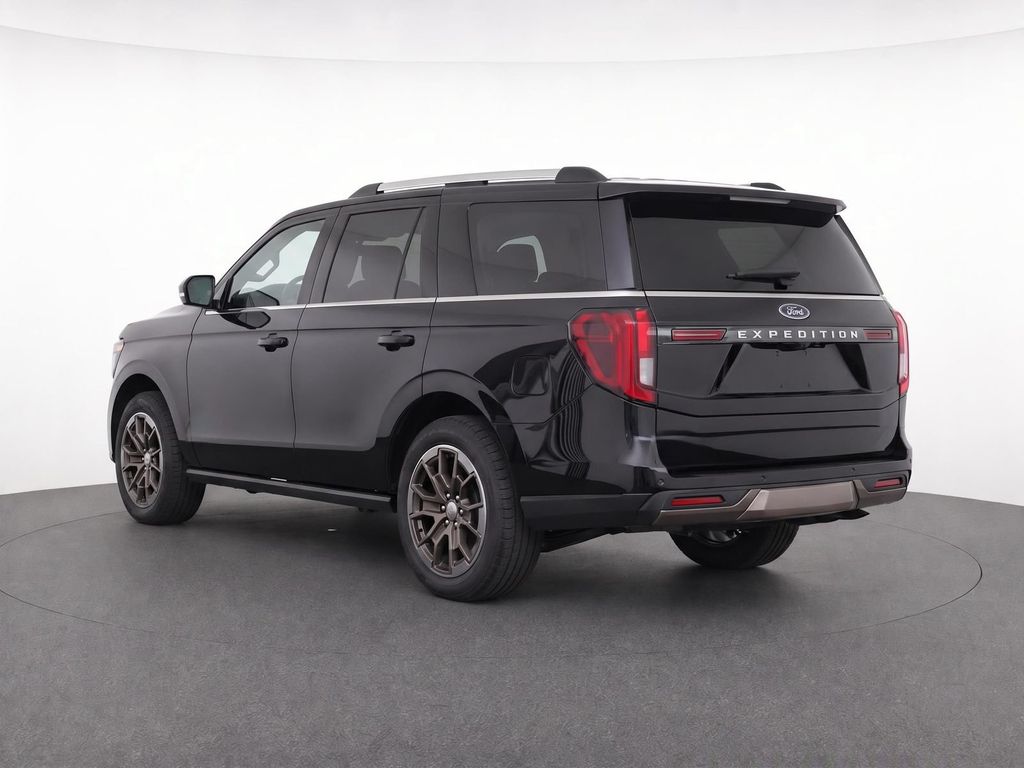 New 2027 Agate Black Metallic Ford King Ranch® image 4