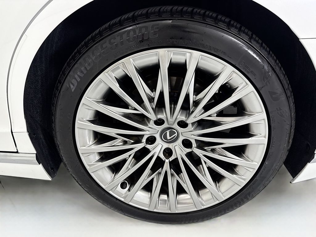 Thumbnail: 2024 Lexus LS - 29