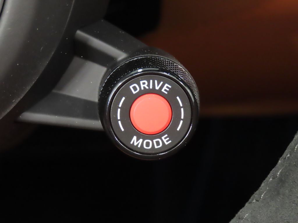 Thumbnail: 2025 Porsche 911 - 30