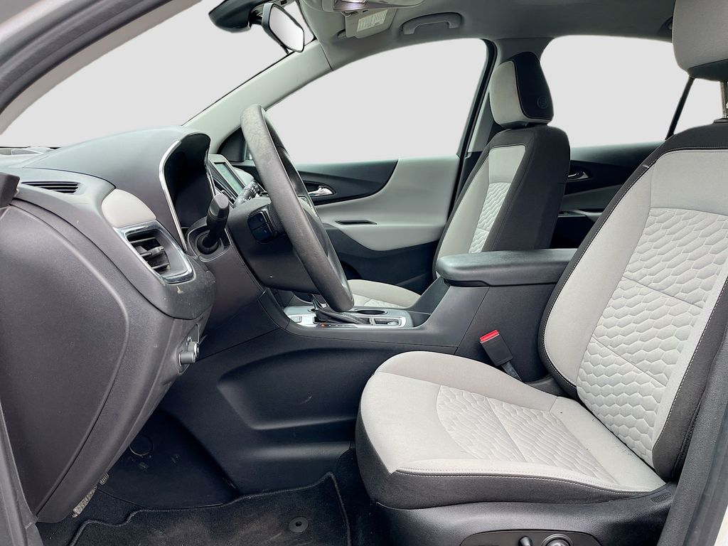 Used 2021 Silver Chevrolet LS image 19