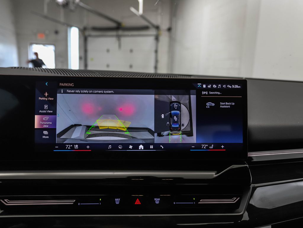 Thumbnail: 2026 BMW 5 Series - 19