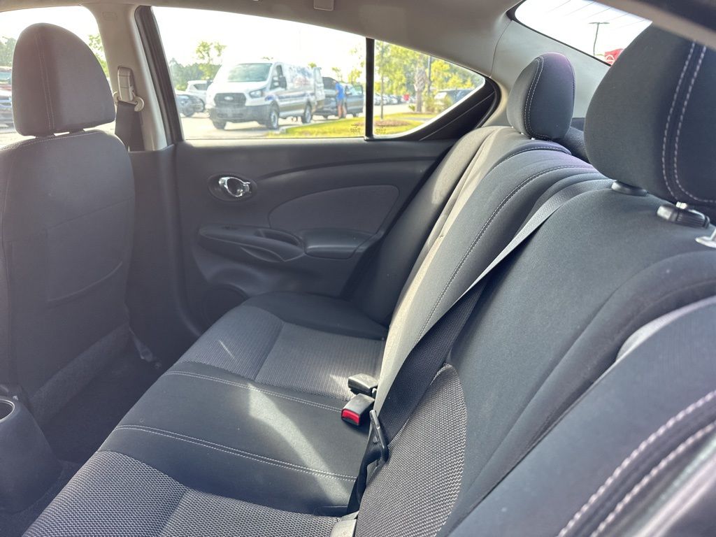2015 Amethyst Gray Nissan Versa 1.6 SV FWD Sedan