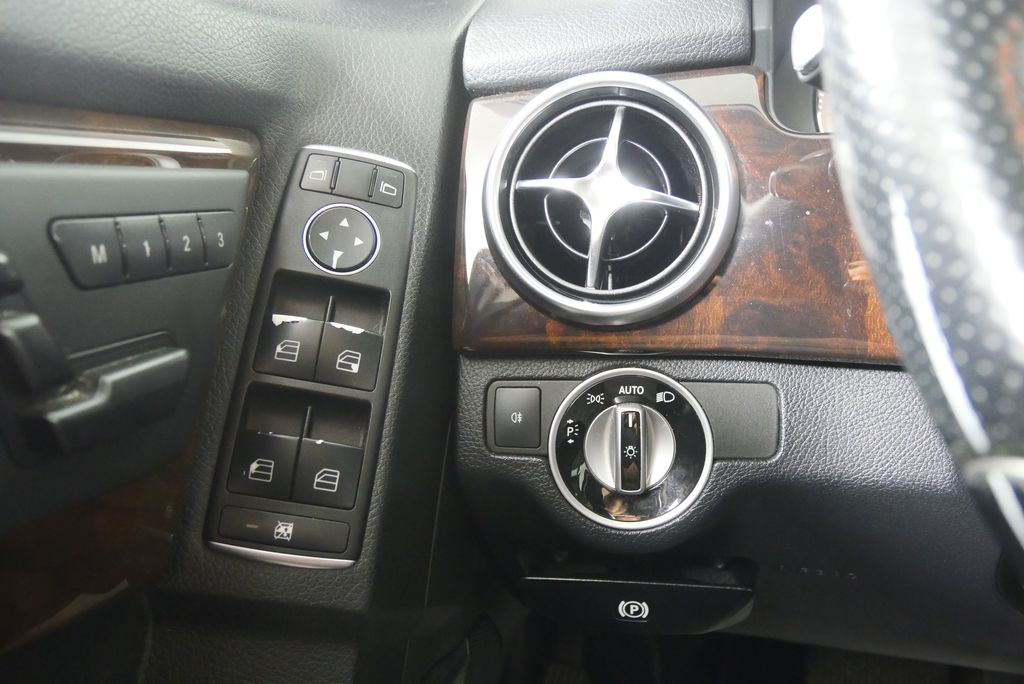2014 Mercedes-Benz GLK 350 19